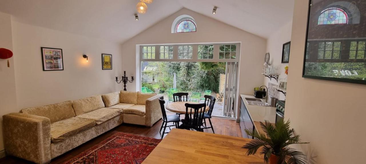 Peaceful Getaway In Forested Park Bornemouth Extérieur photo